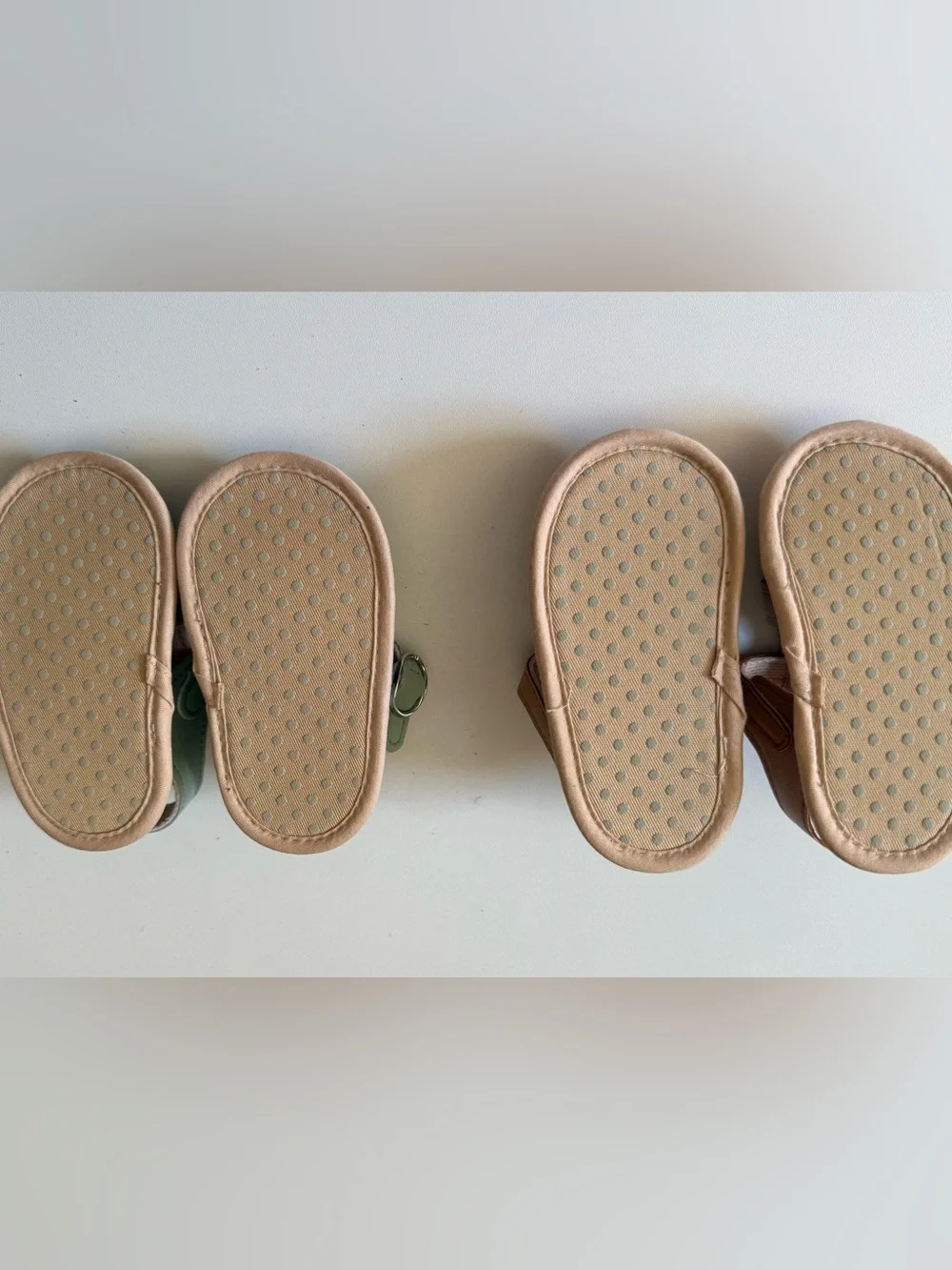 Toddler Floral Cutout Sandals in Tan and Sage